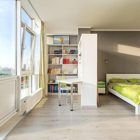 Gagarin Plaza Apartment 70 Square Metres On 12Th Floor Odessa Buitenkant foto