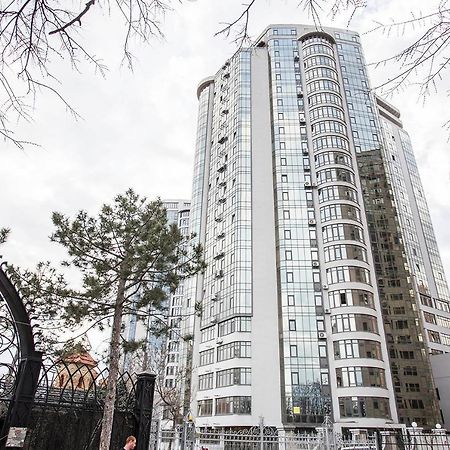Gagarin Plaza Apartment 70 Square Metres On 12Th Floor Odessa Buitenkant foto