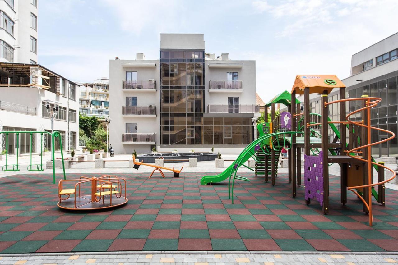 Gagarin Plaza Apartment 70 Square Metres On 12Th Floor Odessa Buitenkant foto
